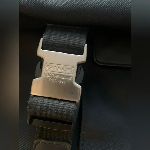 UNISEX Coach BLK leather trim messenger stylish and durable. Fast Shipping! - Picture 9 of 14